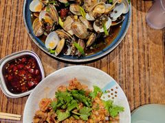 -蚝堡海鲜·威海菜·海肠捞饭·烧烤·亚洲吃蚝公司(幸福门店)
