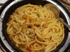 鱼香茄子炆稻庭面煲-彩福皇宴(皇室堡店)