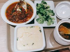 -老乡鸡(融科天地店)