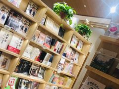 -猫的天空之城概念书店(印象城购物中心店)