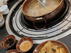 -阿山卓·野生菌火锅·纳西火塘烤肉