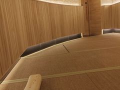 -涨巢·潮玩水疗局