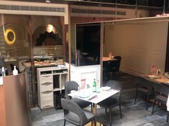 露天位-玖尹-新派中式餐酒馆