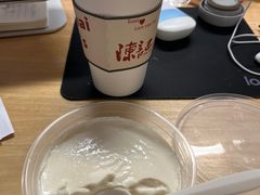 -陈记甜品窝(中山北路店)