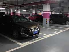 场地-绿地云悦坊-地下停车场