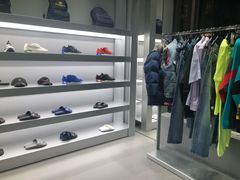 -BALENCIAGA(比斯特苏州购物村店)