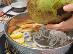 -椰小鸡·琼州糟粕醋·火锅(美兰缤纷城店)