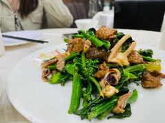 芥蓝土鱿牛柳-凤城礼记鱼翅海鲜酒家(新马路总店)