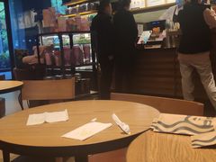 大堂-星巴克(中远两湾城店)