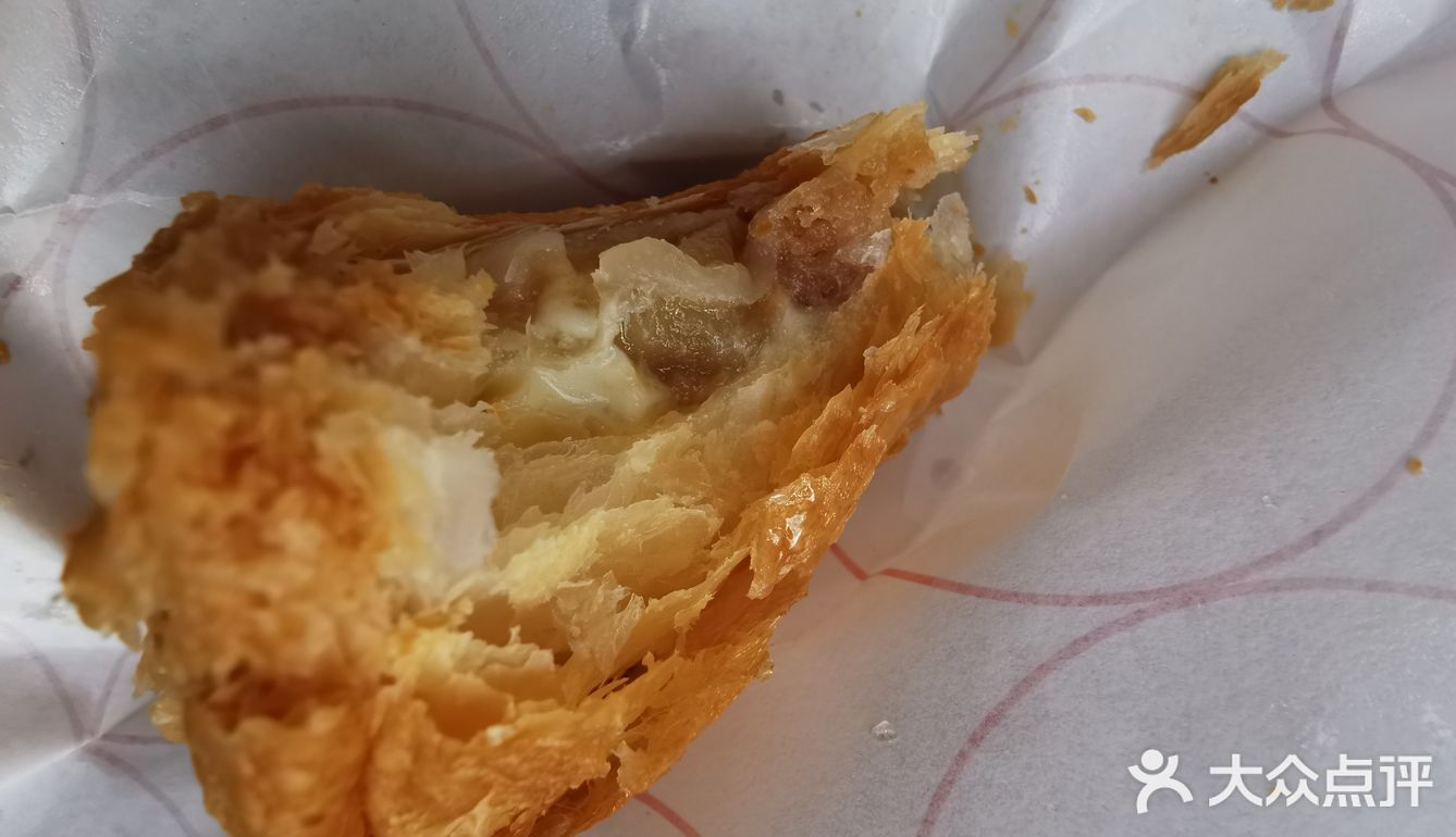 网红店，刚好经过海岸城天桥，发现挺多人排队的