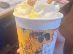 -茶颜悦色(嘉顿一楼吉时赏味游园会店)