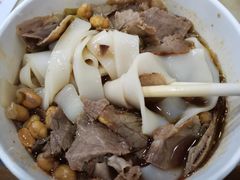 -覃肥叔桂林米粉(粮道街店)