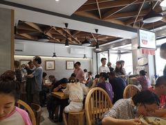 大堂-天天鲜面馆(衡山路店)