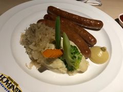 -LENBACH兰巴赫西餐啤酒坊(大连东港店)