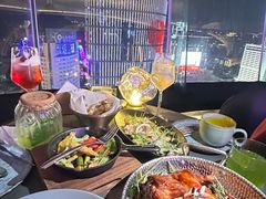 -Hi City·城市之巅