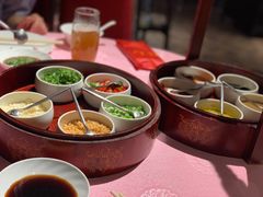 -行家海鲜火锅酒家(静安寺店)