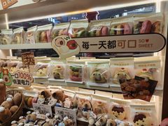 -百联川沙购物中心