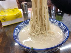 -雪琴面馆富安特色鱼汤面(城中花园店)