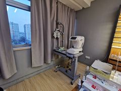 -优医视平价眼镜蔡司依视路折扣工厂店(德胜门店)