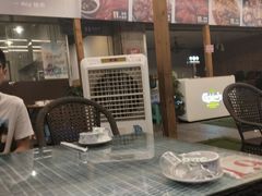 露天位-去吃小龙虾·江湖菜·烧烤(南滨路店)