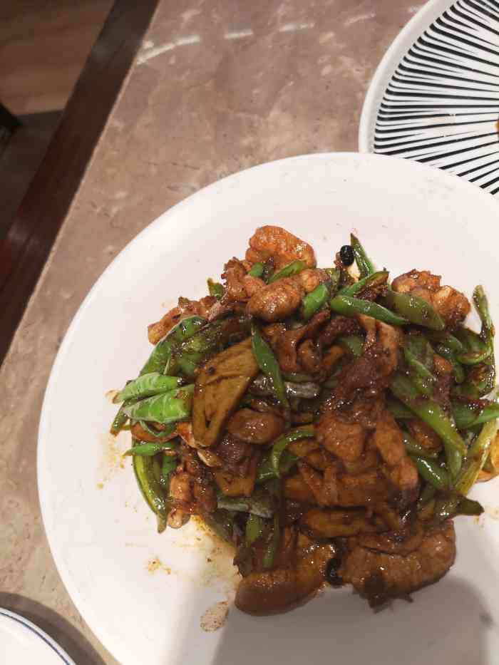 小菜园新徽菜(颛桥万达广场店)-"同事说味道不错,就来尝新.