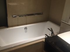 -广州天河希尔顿酒店