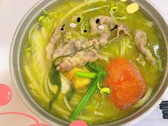 -汤小云火锅米线(钻汇广场店)