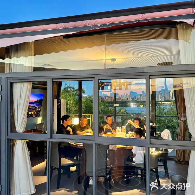 厦门！！帝景苑晚霞下的天台晚餐