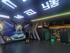 -极限PLAY运动娱乐新世界·团建派对潮玩休闲馆·室内蹦极高空游乐园