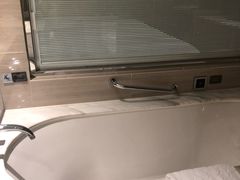 -上海中航虹桥机场泊悦酒店