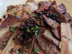 -老唐三下锅 ·张家界地标美食(溪布街店)