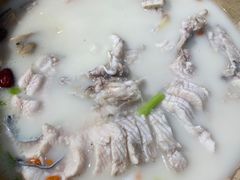 -鲜呦蒸汽石锅鱼(北辰路店)