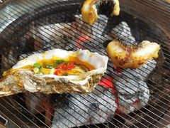 -围炉肉舍•炭烤活鳗•丹东海鲜烤肉(步行街店)