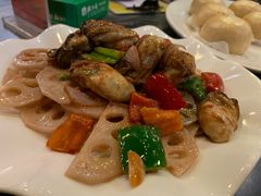 南乳藕片炒生蚝-横琴公社餐厅