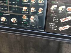 -龙治汉堡(中华城店)