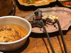 -鑫釜山海鲜烧烤(鑫丰国际店)