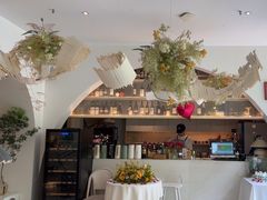 -春树下·树屋花房西餐厅(罍街AS1980店)