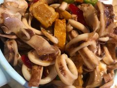 -喝丢一只鞋辣炒海鲜小烧烤(三八广场店)