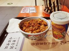 辣白菜猪肉饭-吉野家(服装城店)