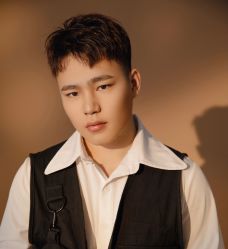 -诗悦发型SALON·圣罗兰店