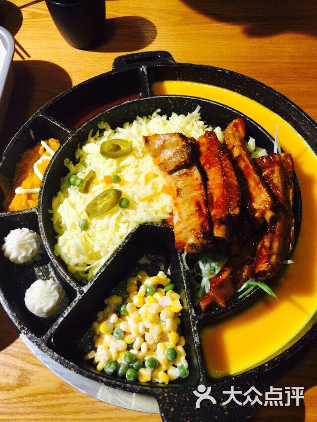 男女双人芝士排骨锅