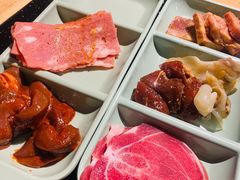 -釜御山海鲜烤肉火锅自助(新城市中心店)