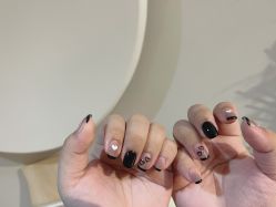 -洛伊科技抗衰护肤中心