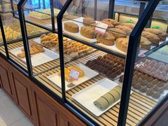 面包甜点陈列柜-鼎丰真(四马路店)