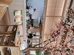 -蜜桃餐厅·伴山(湖滨商业街店)