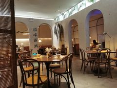 -来龙里 精致 东南亚餐室(万象城店)