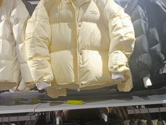 -燕莎奥特莱斯购物中心