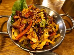 鱿鱼炒五花肉-富乐满韩国正宗炸鸡韩国料理(虹泉路店)