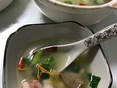 -天天向上素食餐厅(五台山店)
