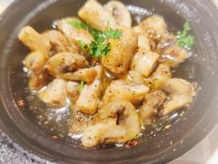 蒜油蘑菇-BISTROFIORE美伊娜(伊犁南路店)